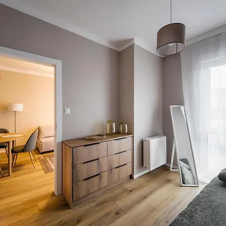 Rentplanet - Marcelinska Lägenhet Poznań